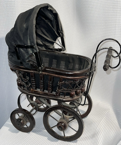 Vintage wicker baby - baby, doll