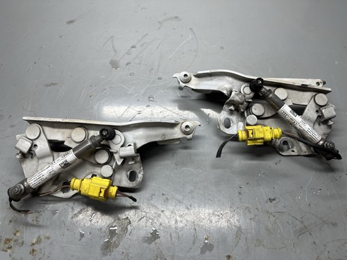 Audi bonnet hinges - audi,