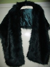 BNWT WOMENS FAUX FUR STOLE IN PETROL/TEAL BY BETTY JACKSON BLACK