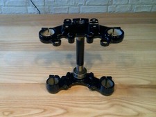 KAWASAKI KL250 1980 TRIPLE TREES YOLKS - NEWLY POWDER COATED