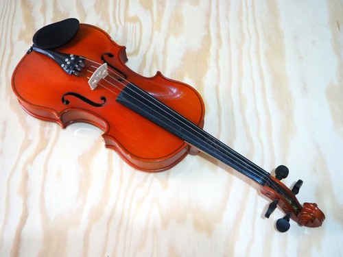 Skylark violin used very - violin,
