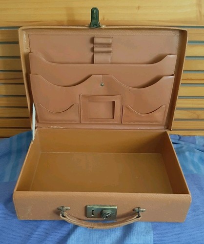 Vintage tan leather travelling - vintage,