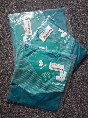 Deliveroo shirt pack - t-shirt, 3