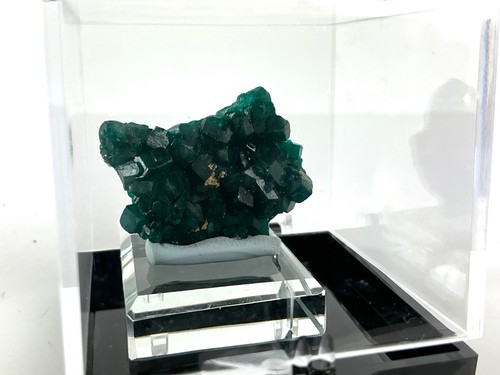 Dioptase crystal specimen - dioptase,