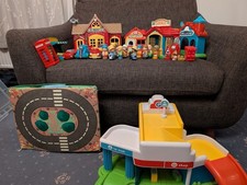 Large ELC HAPPYLAND bundle