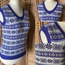 HAND KNITTED Purple Blue White