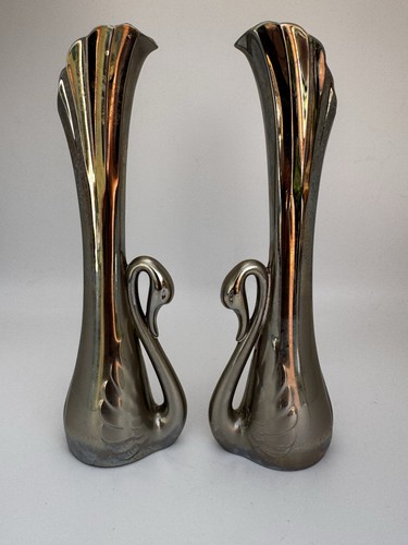 Vintage metal bud - bud, pair