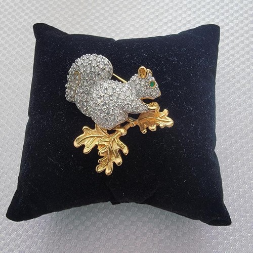 Vntg retired signed swarovski - retired,