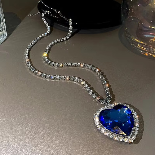 Titanic heart ocean - heart,