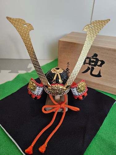 Kyugetsu kabuto samurai helmet - kabuto,