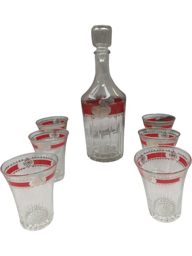 Decanter set with red - decanter,