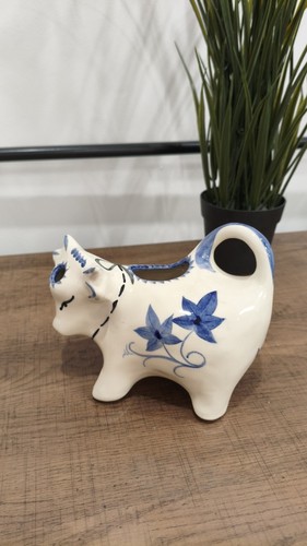 Vintage style ceramic cow - vintage-style,