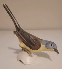 W GOEBEL W Germany Porcelain Bird Yellow Wagtail  1960's