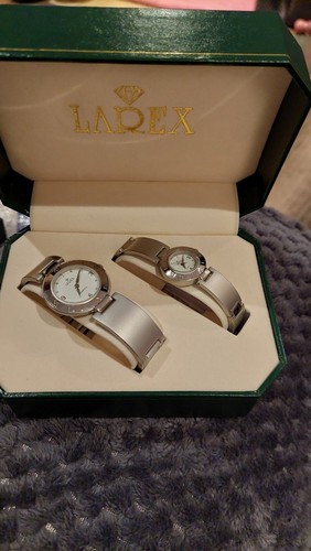 Bnib larex his and hers - bnib,