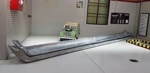 Land rover rear - land,