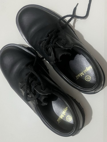 Martens black shoe with - dr.,