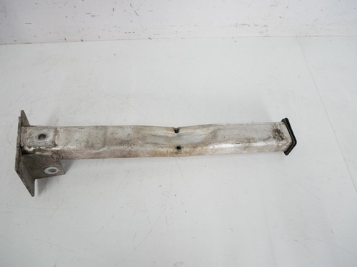Right front carrier - , rhh