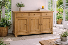 3 door/drawer antique pine