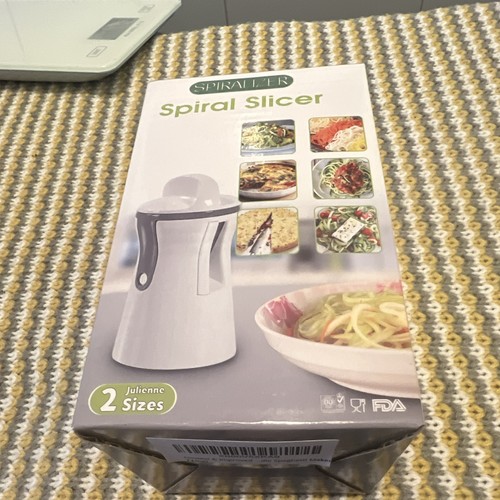 Spiralizer vegetable cutter - vegetable,