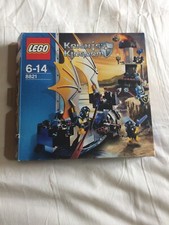 Lego 8821 Rogue Knight Battleship Knights Kingdom II complete with manual + box