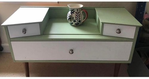 Vintage dressing table with - dressing,