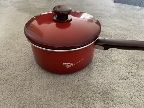 Tower vintage saucepan red