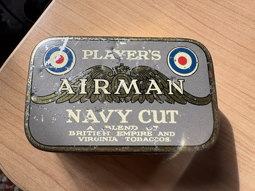 Player airman navy cut - player's,