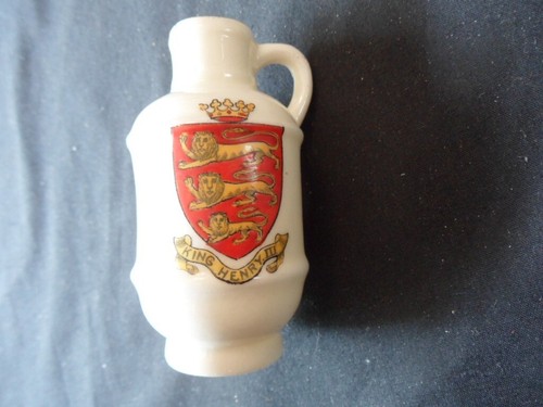 Swan crested china vessel - crested,