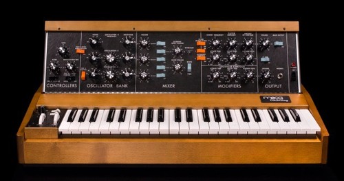 Moog minimoog model reissue - minimoog,