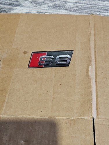 Audi front bumper grill - s6,