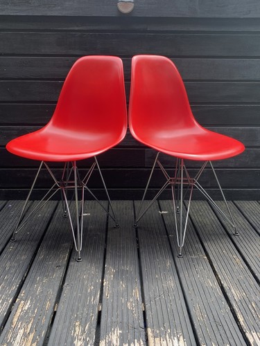 Eames style retro chairs - eames,