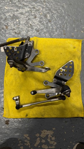 Kawasaki zx6r 636 left right - left, +
