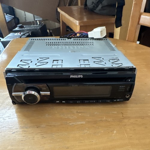 Philips car audio system - car,