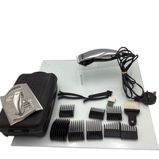 REMINGTON HC5600 Precision Ceramic Clipper 20-Piece Haircutting Kit AC