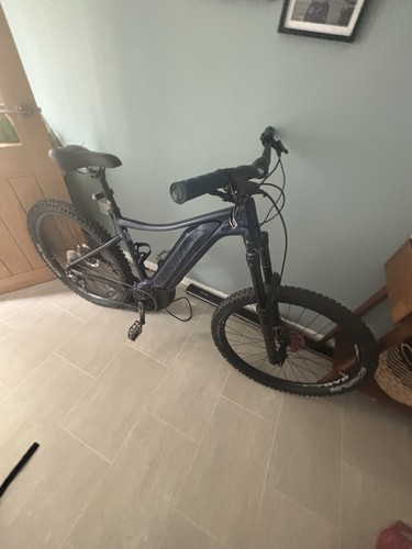 Giant mountain bike - mountain, 29in
