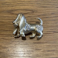 Vintage Basset Hound Dog Brooch Gold Tone