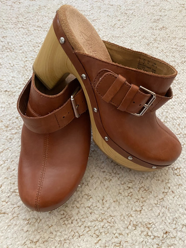 Clarks artisan tan leather - clarks,