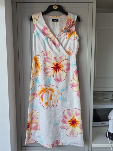 Pretty white cotton - pretty,