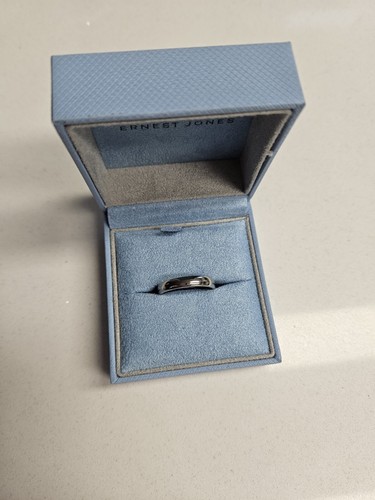 Unisex platinum wedding ring - platinum,