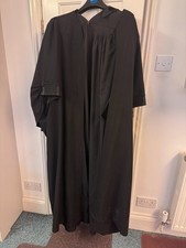 Academic gown for use at