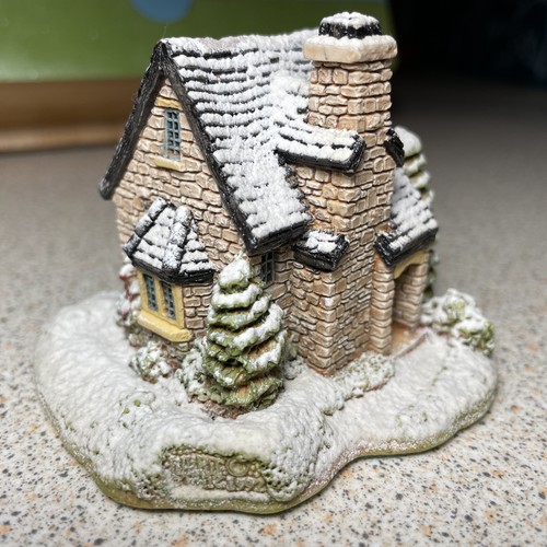Lilliput lane chestnut cottage - lilliput,