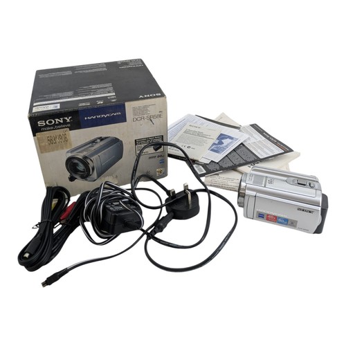 Sony handycam dcr - sony,