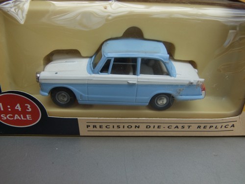 Triumph herald blue white - herald,