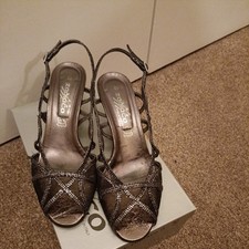 Zodiaco dress shoes Size 7