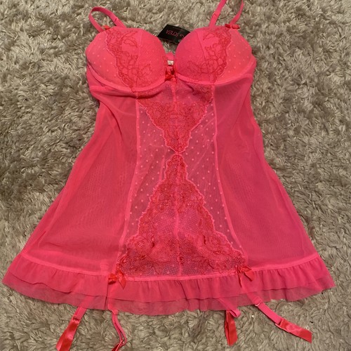 Beautiful new with tags - with,