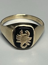 9ct GOLD ONYX SCORPION RING