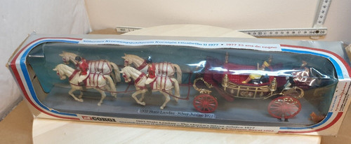 Boxed corgi 1902 - boxed, 41