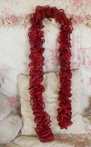 Scarf dainty frilly flamenco - frilly,