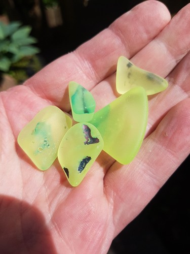 Uranium glass faux sea - sea,