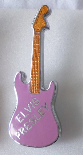 Elvis presley enamel - pin, badge